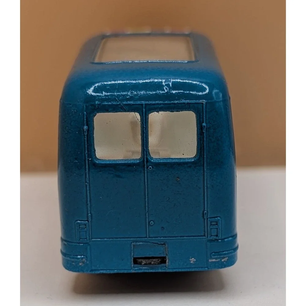 Vintage Matchbox No 47 Lyons Maid Ice-Cream Mobile Shop Lesney Blue England Box